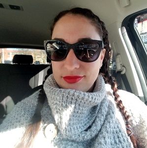 Meet your Posher, Amanda